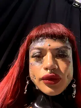 Snapshot of tamarapervert chatting on 09-27-25, 12:54 tamarapervert online show from 09-27-25, 12:54