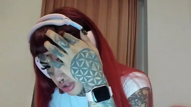 Snapshot of tamarapervert chatting on 10-11-25, 06:39 tamarapervert online show from 10-11-25, 06:39