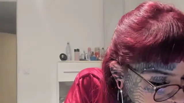 Snapshot of tamarapervert chatting on 02-04-26, 06:14 tamarapervert online show from 02-04-26, 06:14