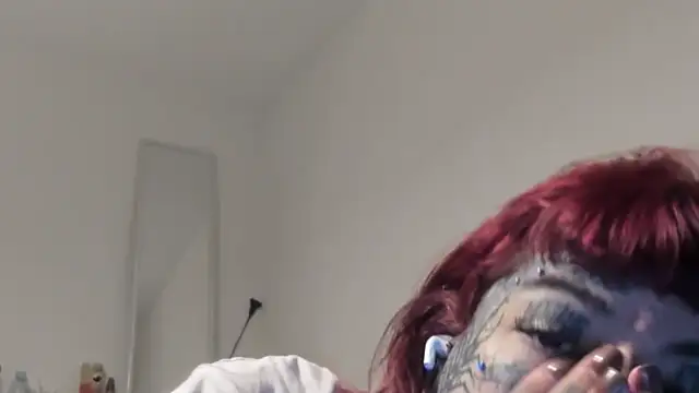 Snapshot of tamarapervert chatting on 02-10-26, 08:13 tamarapervert online show from 02-10-26, 08:13