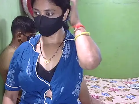 Snapshot of Indian_Horny_Wife chatting on 05-23-26, 12:20 Indian Horny Wife online show from 05-23-26, 12:20