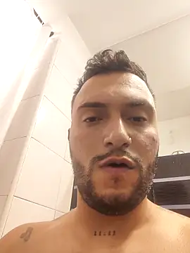 Snapshot of Lmfit chatting on 03-11-26, 04:18 Lmfit online show from 03-11-26, 04:18