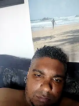 Snapshot of Bandusrilankasexymen chatting on 03-15-26, 03:40 Bandusrilankasexymen online show from 03-15-26, 03:40