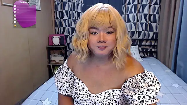 Snapshot of MagnificatMistress chatting on 12-28-24, 05:02 MagnificatMistress online show from 12-28-24, 05:02