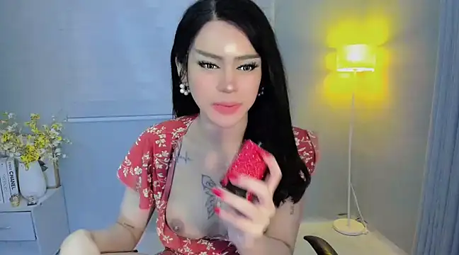 Snapshot of Patricia_fox chatting on 12-06-24, 11:57 Patricia fox online show from 12-06-24, 11:57