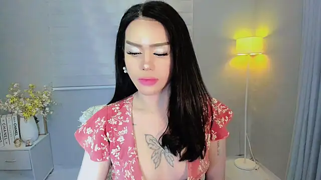Snapshot of Patricia_fox chatting on 02-19-25, 08:41 Patricia fox online show from 02-19-25, 08:41