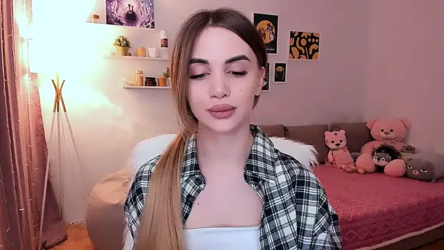 Snapshot of aPieceOfJoy chatting on 03-06-25, 09:20 aPieceOfJoy online show from 03-06-25, 09:20