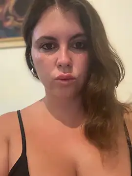 Snapshot of Samantha_official chatting on 06-22-26, 07:38 Samantha official online show from 06-22-26, 07:38