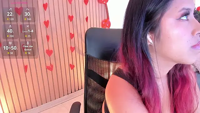 Snapshot of Karlagonzales_ chatting on 02-15-26, 06:15 Karlagonzales online show from 02-15-26, 06:15