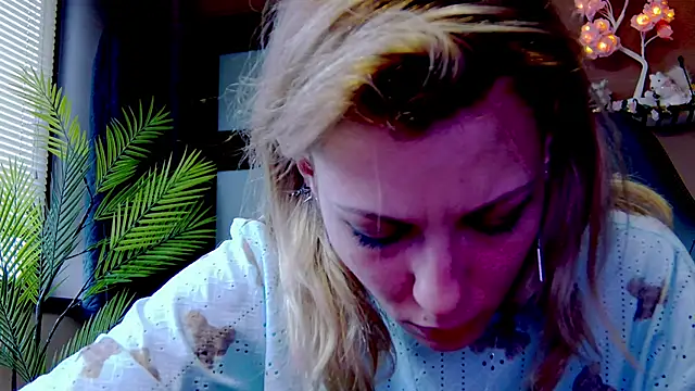 karo123421 online show from 12-20-25, 10:33