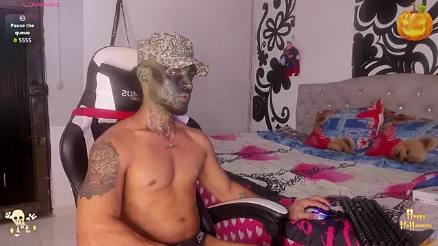 yomo95 online show from 10-31-25, 10:44