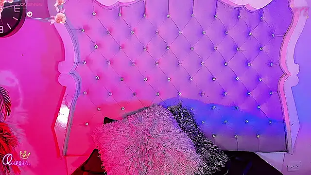 LeyXandrabraz online show from 05-19-26, 01:56