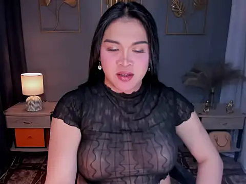 Snapshot of MaxeneCullens chatting on 09-09-25, 03:39 MaxeneCullens online show from 09-09-25, 03:39