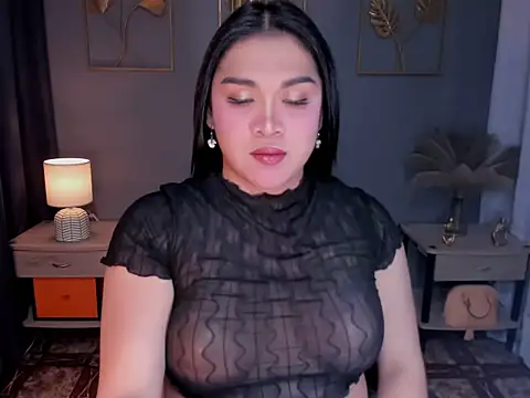 Snapshot of MaxeneCullens chatting on 09-11-25, 05:51 MaxeneCullens online show from 09-11-25, 05:51