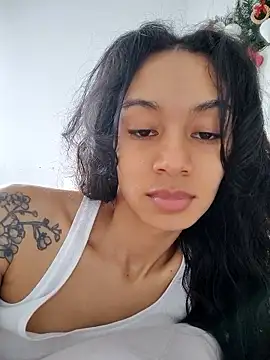 Snapshot of Leaberry chatting on 01-05-26, 07:28 Leaberry online show from 01-05-26, 07:28