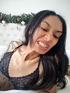 Snapshot of Leaberry chatting on 01-09-26, 07:15 Leaberry online show from 01-09-26, 07:15