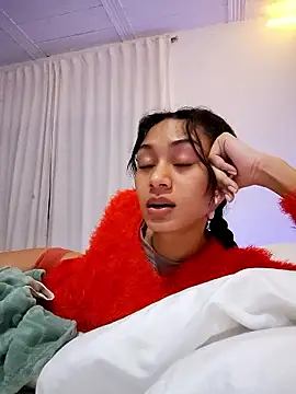 Snapshot of Leaberry chatting on 01-16-26, 02:26 Leaberry online show from 01-16-26, 02:26