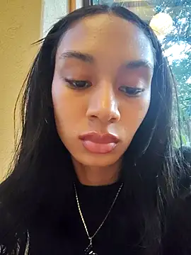 Snapshot of Leaberry chatting on 02-16-26, 09:55 Leaberry online show from 02-16-26, 09:55