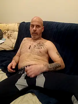 Snapshot of Ryeguy6969 chatting on 01-26-25, 05:56 Ryeguy6969 online show from 01-26-25, 05:56