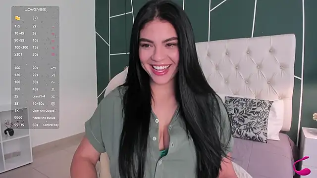 Veronicalanx1 online show from 10-18-25, 12:28