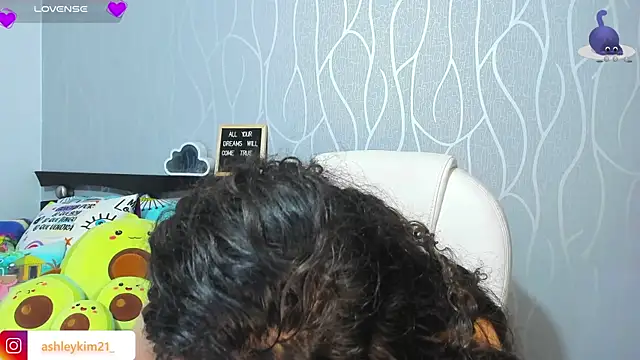 Snapshot of AshleyKim_ chatting on 10-25-25, 11:54 AshleyKim online show from 10-25-25, 11:54