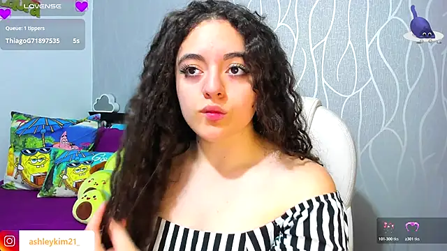 Snapshot of AshleyKim_ chatting on 12-03-25, 12:40 AshleyKim online show from 12-03-25, 12:40