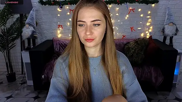 Snapshot of Adelyna_Bird chatting on 12-29-24, 07:17 Adelyna Bird online show from 12-29-24, 07:17