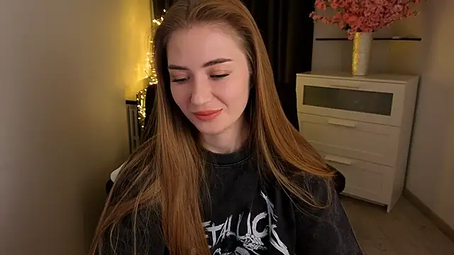 Snapshot of Adelyna_Bird chatting on 02-02-26, 07:51 Adelyna Bird online show from 02-02-26, 07:51