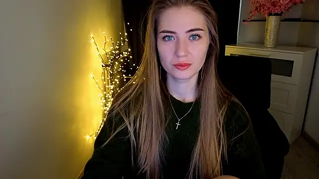 Snapshot of Adelyna_Bird chatting on 03-09-26, 07:56 Adelyna Bird online show from 03-09-26, 07:56