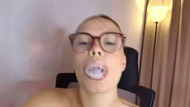 lisbet21x online show from 03-05-26, 11:01