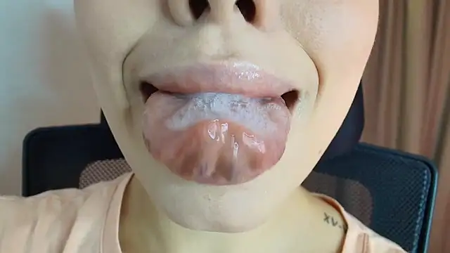 lisbet21x online show from 03-10-26, 10:37