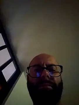 Snapshot of Dolceporco19 chatting on 11-04-25, 05:12 Dolceporco19 online show from 11-04-25, 05:12