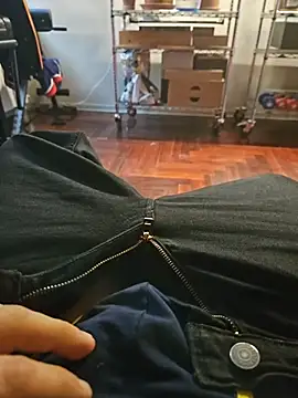 Snapshot of Dolceporco19 chatting on 11-20-25, 02:28 Dolceporco19 online show from 11-20-25, 02:28