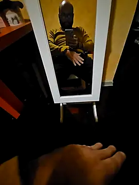 Snapshot of Dolceporco19 chatting on 12-01-25, 05:07 Dolceporco19 online show from 12-01-25, 05:07