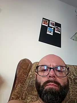 Snapshot of Dolceporco19 chatting on 02-21-26, 03:24 Dolceporco19 online show from 02-21-26, 03:24