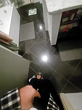 Snapshot of Dolceporco19 chatting on 02-26-26, 05:23 Dolceporco19 online show from 02-26-26, 05:23