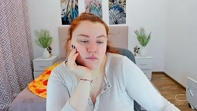 PolinaSalvatore online show from 01-25-25, 07:49