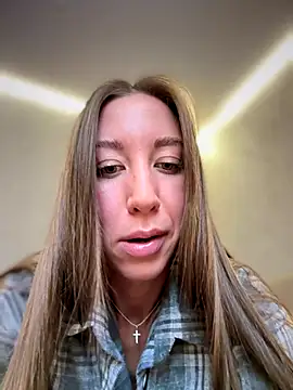 Snapshot of EvaCatt chatting on 01-09-26, 03:42 EvaCatt online show from 01-09-26, 03:42