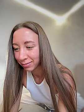 Snapshot of EvaCatt chatting on 01-17-26, 04:17 EvaCatt online show from 01-17-26, 04:17