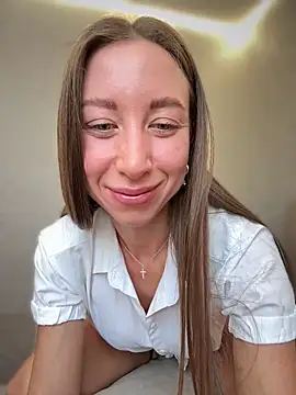 Snapshot of EvaCatt chatting on 02-06-26, 02:49 EvaCatt online show from 02-06-26, 02:49