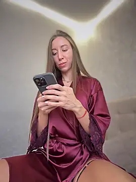 Snapshot of EvaCatt chatting on 02-15-26, 03:47 EvaCatt online show from 02-15-26, 03:47