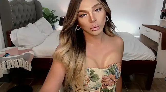 Snapshot of liaa_lurrecams chatting on 01-20-25, 10:51 liaa lurrecams online show from 01-20-25, 10:51