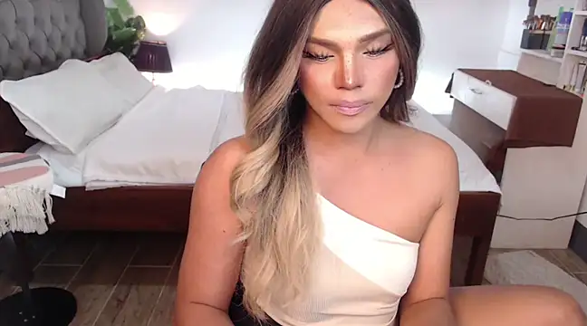 Snapshot of liaa_lurrecams chatting on 02-20-25, 08:14 liaa lurrecams online show from 02-20-25, 08:14