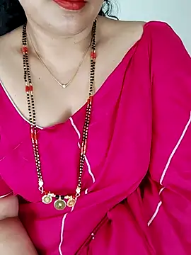 Snapshot of Indian_desi_wife chatting on 03-07-26, 01:57 Indian desi wife online show from 03-07-26, 01:57