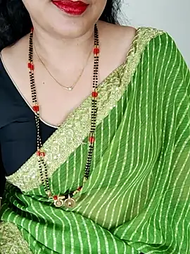 Snapshot of Indian_desi_wife chatting on 03-21-26, 02:27 Indian desi wife online show from 03-21-26, 02:27