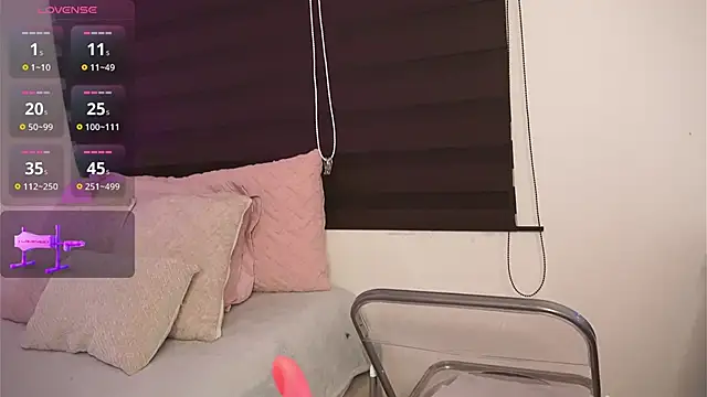 Snapshot of Alexxandra_12 chatting on 02-20-25, 09:22 Alexxandra 12 online show from 02-20-25, 09:22