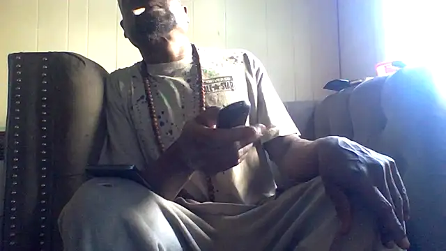 Snapshot of Daddy_hook chatting on 04-16-26, 11:07 Daddy hook online show from 04-16-26, 11:07