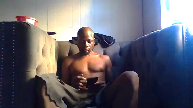 Snapshot of Daddy_hook chatting on 05-20-26, 02:07 Daddy hook online show from 05-20-26, 02:07