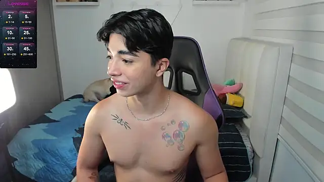 santy7v7 online show from 10-18-25, 01:12