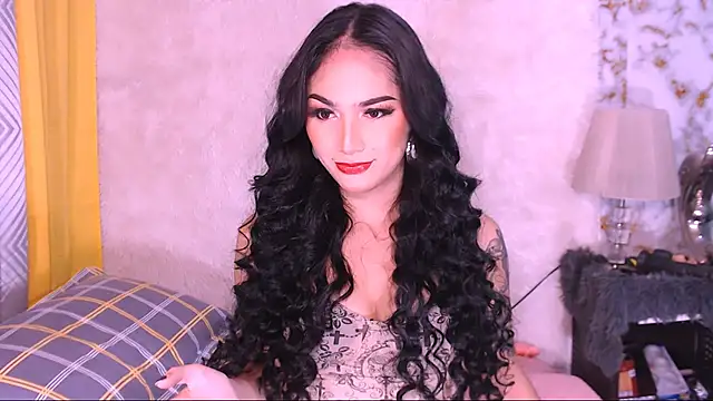 Snapshot of Oriental_Tiara chatting on 02-17-25, 05:58 Oriental Tiara online show from 02-17-25, 05:58